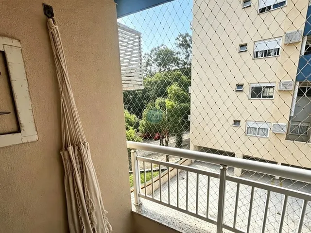 Imagem 6: Alugo apartamento mobiliado com 03 quartos (1 suíte), 01 garagem, no bairro Itacorubi