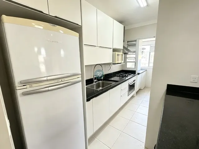 Imagem 16: Alugo apartamento mobiliado com 03 quartos (1 suíte), 01 garagem, no bairro Itacorubi