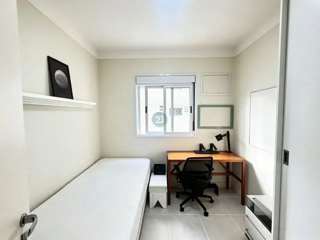 Imagem 3: Alugo apartamento mobiliado com 03 quartos (1 suíte), 01 garagem, no bairro Itacorubi