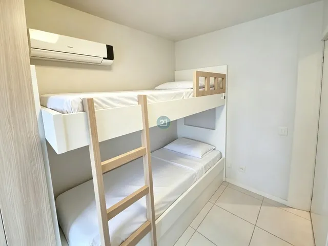 Imagem 15: Alugo apartamento 02 quartos, 01 garagem, em residencial completo a 100mts da praia dos