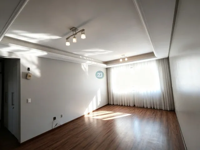 Imagem 5: Alugo amplo apartamento 04 quartos, 01 garagem, todo reformado em condominio com piscina