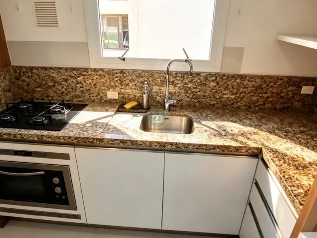 Imagem 6: Alugo apartamento com vista para o mar de Jurerê Leste, com 03 quartos e 104 m², no