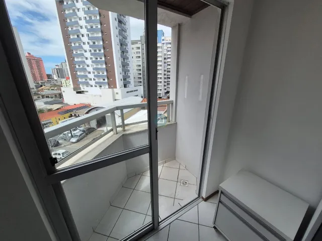 Imagem 2: Alugo apartamento mobiliado, em Campinas, 02 dormitórios, sacada, móveis planejado