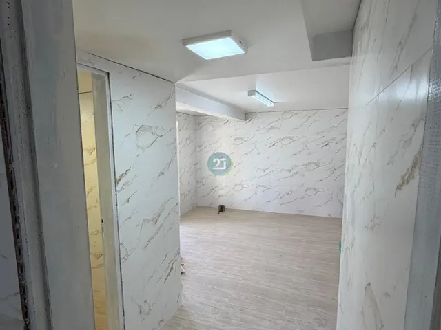 Imagem 4: Alugo Loja terrea comercial, com 01 sala, 01 banheiro, 02 vagas de gargem rotativo