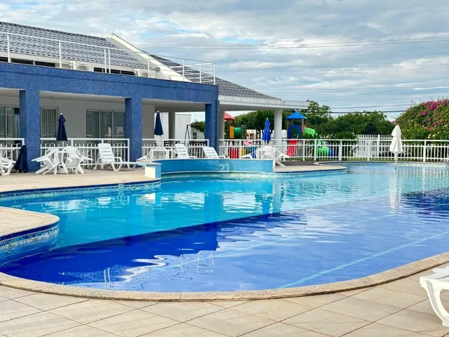 Imagem 3: Alugo apartamento mobiliado, com 02 quartos, 01 vaga de garagem, condominio com piscina