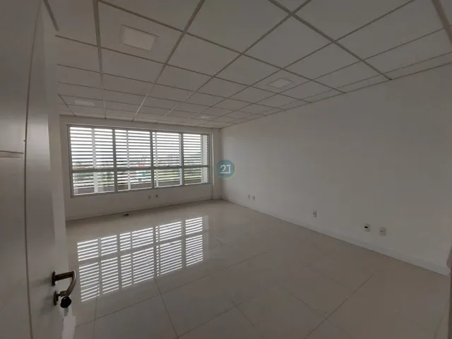 Imagem: Alugo Sala Comercial, com 33m², 01 vaga