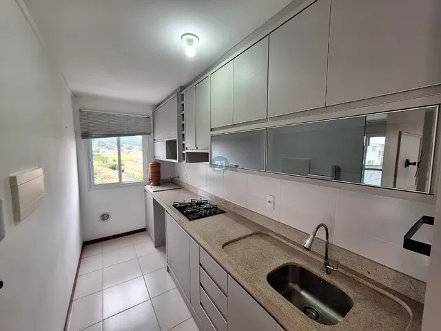 Imagem: Alugo Apartamento semi-mobiliado com 02