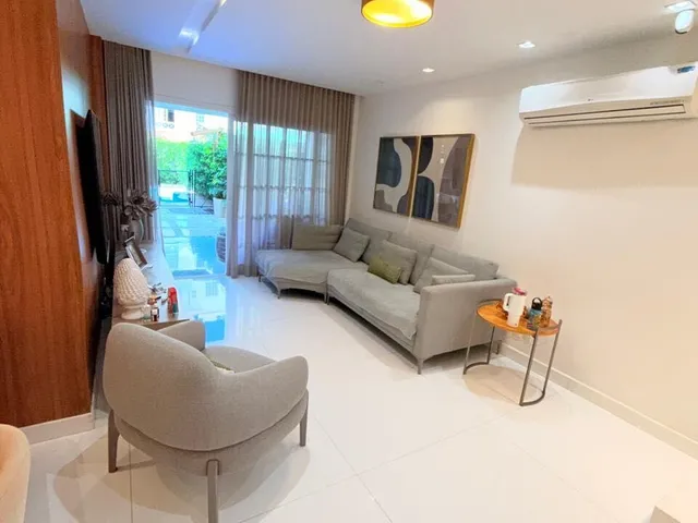 Imagem 8: Vendo linda casa duplex Garden com 223m2, piscina privativa, espaço gourmet, 3 suítes