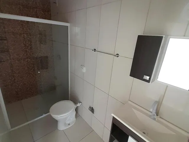 Imagem 2: Sobrado 2 dormitórios no Adhemar Garcia - sacada e garagem - Joinville/SC