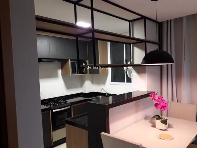 Imagem: O apartamento possui 2 Dormitórios, 1 Banheiro, 1 Vaga na