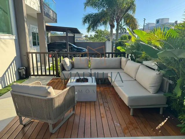 Imagem 11: Luxurious Corner House 900m from Praia da Cachoeira do Bom Jesus, 4 Bedrooms, 3 Suites