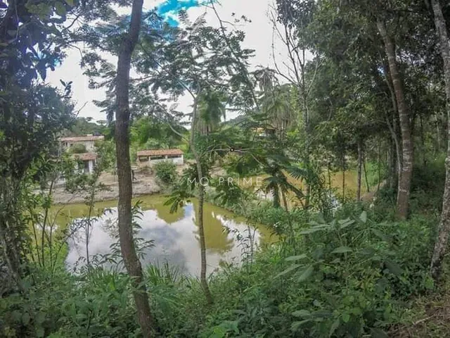 Imagem 10: Sitio/fazenda no condomínio Luxemburgo, com 8 suítes e 6 lagoas