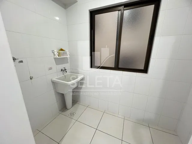 Imagem 8: Seu Novo Lar no Ed. Rosengarten Bairro Neva / Apartamento com Vista para o Bosque em
