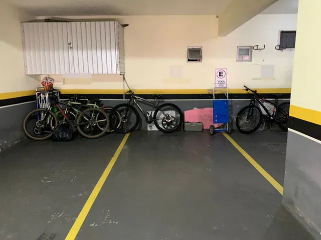 Imagem 12: Apartamento Diferenciado À Venda no Ed. Presidente Athayde - Balneário Camboriú