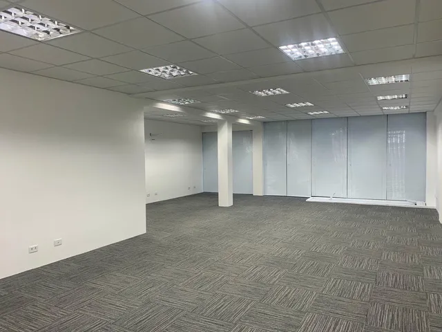 Imagem 11: Na esquina da Av. Sete de Setembro com Mal. Floriano, em frente ao Shopping Estação