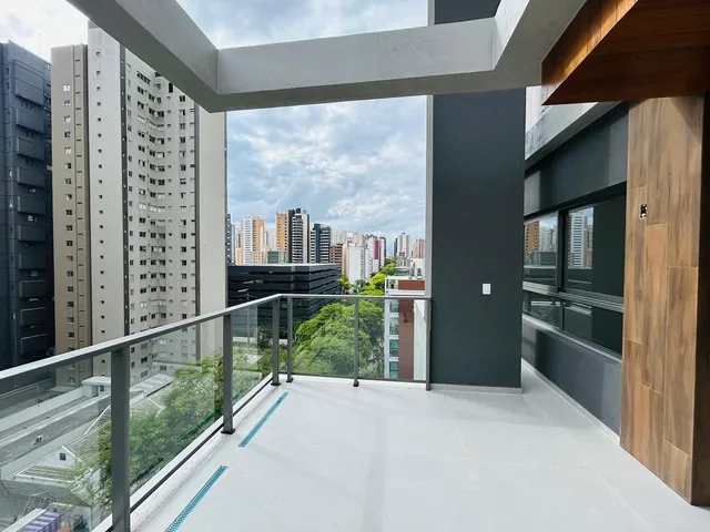 Imagem 9: Localizado a apenas uma quadra do Clube Curitibano, em um terreno de excelente face