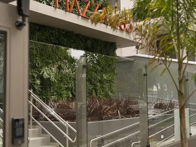 Imagem 11: Localizado a apenas uma quadra do Clube Curitibano, em um terreno de excelente face
