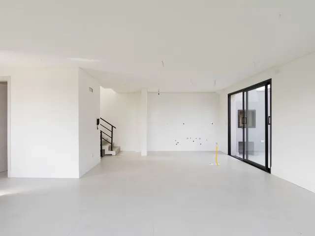 Imagem 15: Um empreendimento completo com toda segurança, conforto e lazer que você merece. Preço