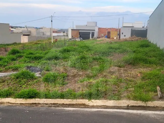 Imagem: O terreno possui 150m² de Área e está localizado em