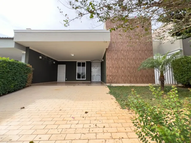Imagem: A casa em condomínio possui 3 Dormitórios, 3 Suítes, 1