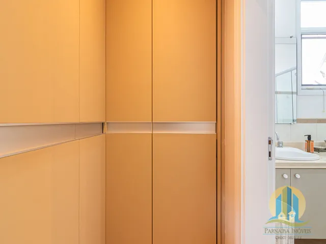 Imagem 3: CASA DE ALTO PADRÃO À VENDA NO ALPHAVILLE RESIDENCIAL 11