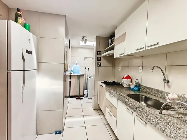 Imagem 2: Apartamento para Venda em Maceió, Ponta Verde, 3 dormitórios, 1 suíte, 2 banheiros, 2