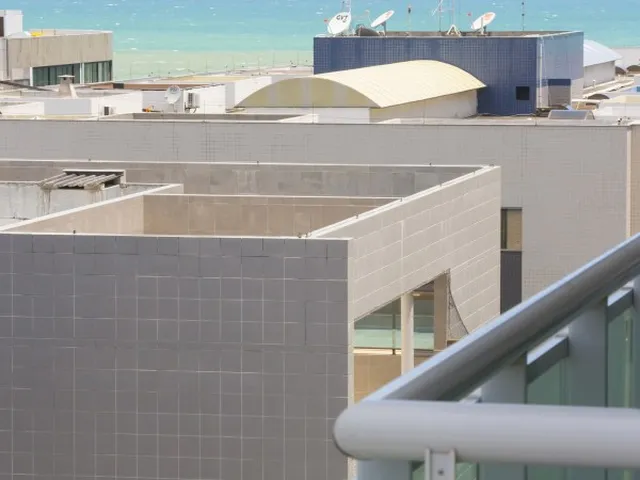 Imagem 5: Apartamento para Venda em Maceió, Jatiúca, 3 dormitórios, 2 suítes, 3 banheiros, 2