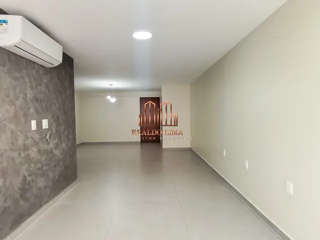 Imagem 7: Apartamento para Venda em Maceió, Ponta Verde, 3 dormitórios, 1 suíte, 3 banheiros, 2