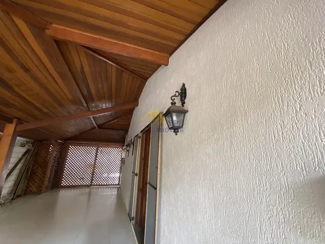 Imagem 2: Casa em condomínio com 5 dormitórios, piscina e churrasqueira na Granja Viana, Cotia