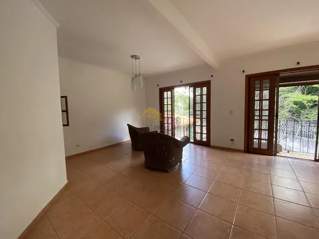 Imagem 9: Casa em condomínio com 5 dormitórios, piscina e churrasqueira na Granja Viana, Cotia