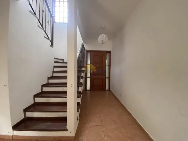 Imagem 12: Casa em condomínio com 5 dormitórios, piscina e churrasqueira na Granja Viana, Cotia