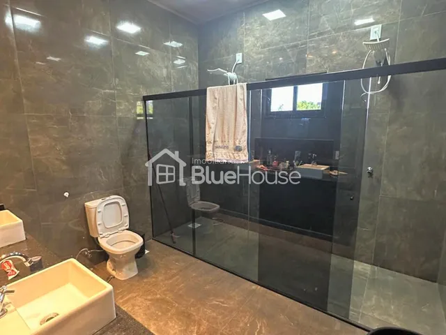 Imagem 6: Chácara em Condomínio com 4 Quartos sendo 4 Suítes, em alto padrão de acabamento no