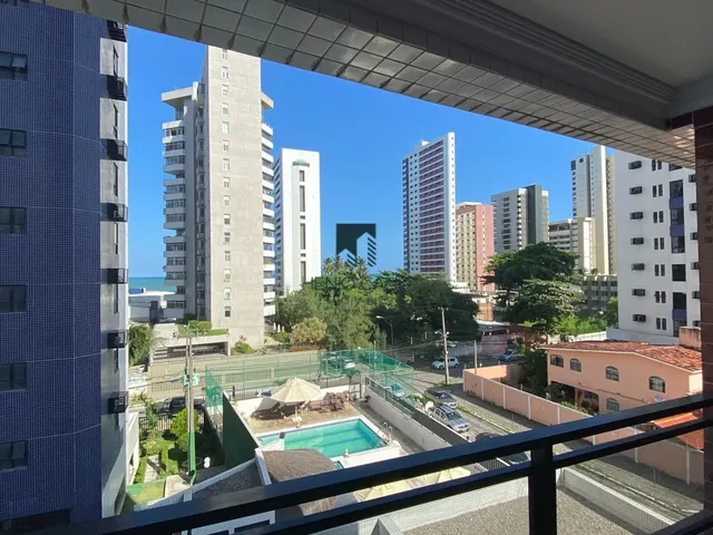 Imagem: O apartamento possui 3 Dormitórios, 1 Suíte, 3 Banheiros,