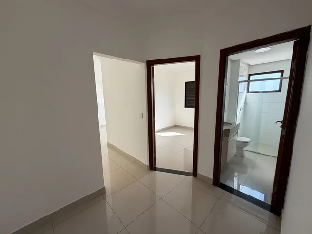 Imagem 6: Apartamento com 3 dormitórios para alugar, 110 m² por R$ 2.670,00 - Centro - Patos de