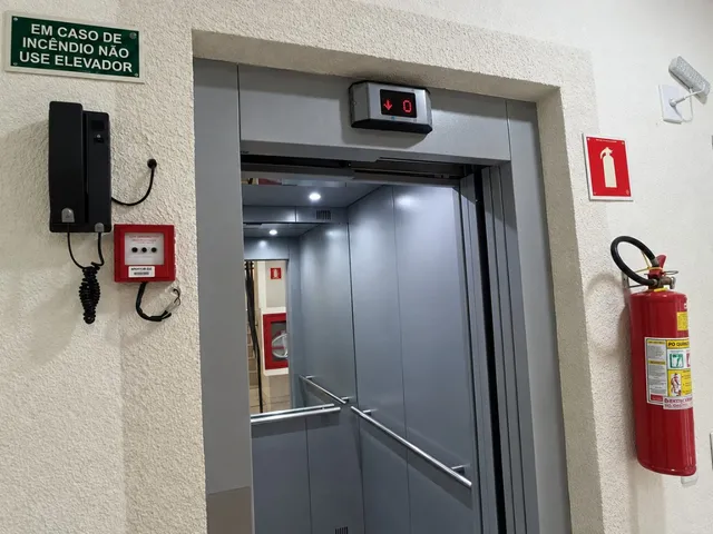 Imagem 5: Apartamento 2 Quartos com Varanda e Elevador, Campo Grande, RJ