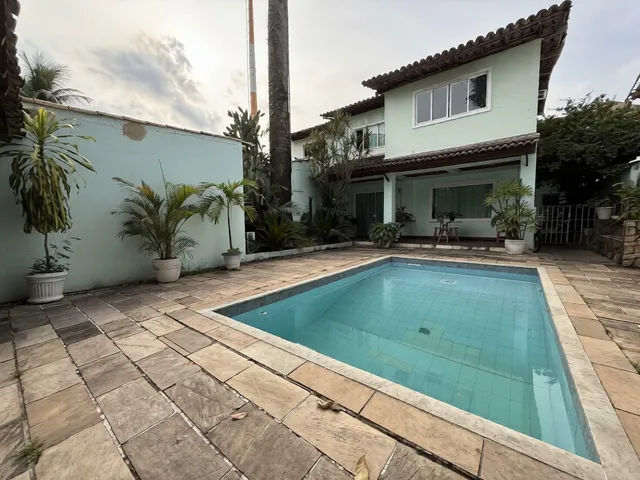 Imagem: Casa Duplex na Taquara RJ em Rua Residencial