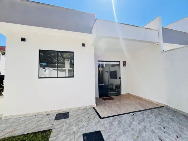 Imagem 2: Casa linear de esquina à venda