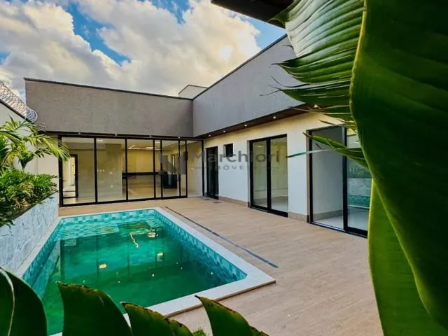 Imagem 6: Casa para Venda em Goiânia, Jardim Ipê, 3 dormitórios, 3 suítes, 4 banheiros, 4 vagas