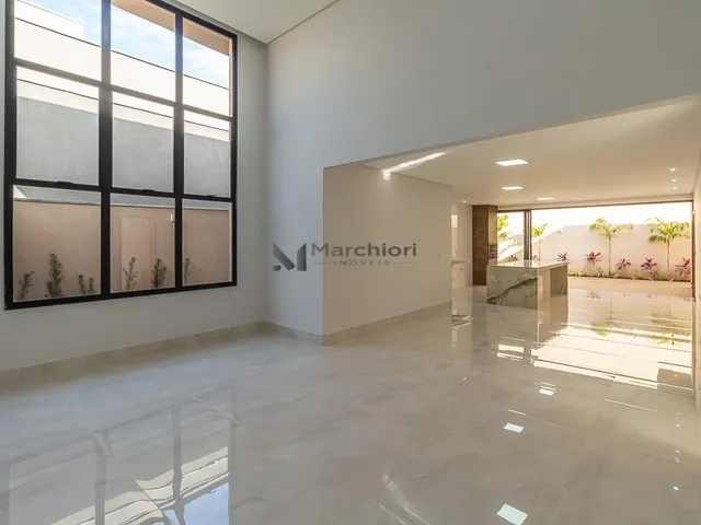 Imagem 6: Casa Térrea Alto Padrão no Portal do Sol Golfe Clube Goiânia