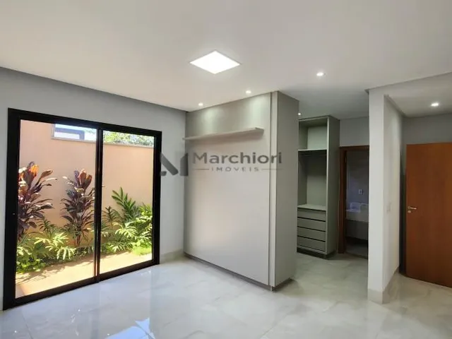 Imagem 14: Casa Térrea Alto Padrão no Portal do Sol Golfe Clube Goiânia