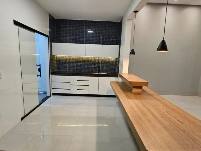 Imagem 8: Casa para Venda em Goiânia, Residencial Buena Vista I, 2 dormitórios, 1 suíte, 2