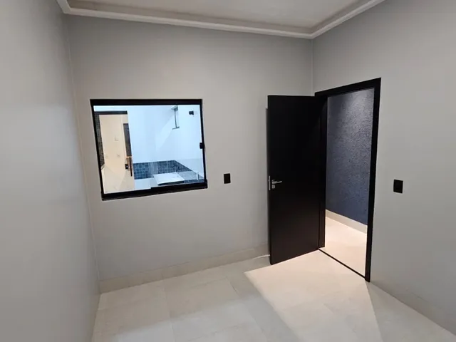 Imagem 11: Casa para Venda em Goiânia, Residencial Buena Vista I, 2 dormitórios, 1 suíte, 2