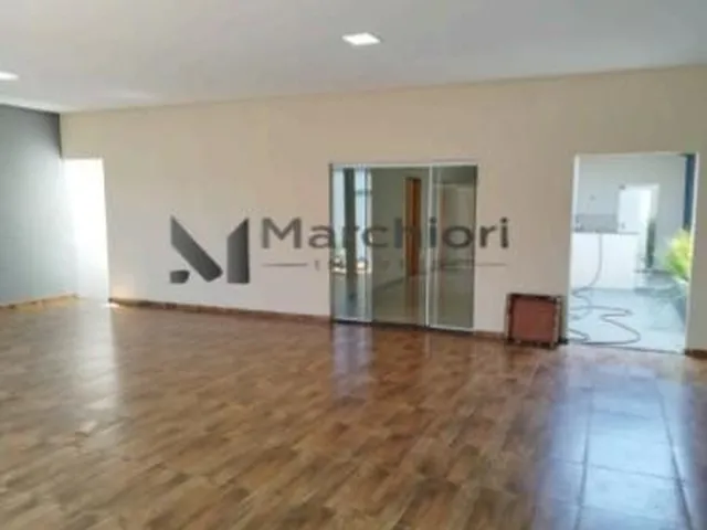 Imagem 2: Casa com Piscina 3 Quartos em Trindade GO