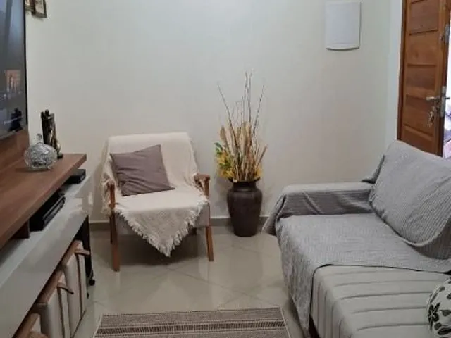 Imagem: A casa em condomínio possui 3 Dormitórios, 1 Suíte, 2