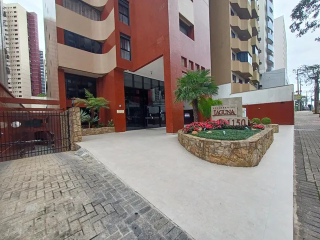 Imagem 2: Apartamento para Locação em Curitiba / PR no bairro Batel