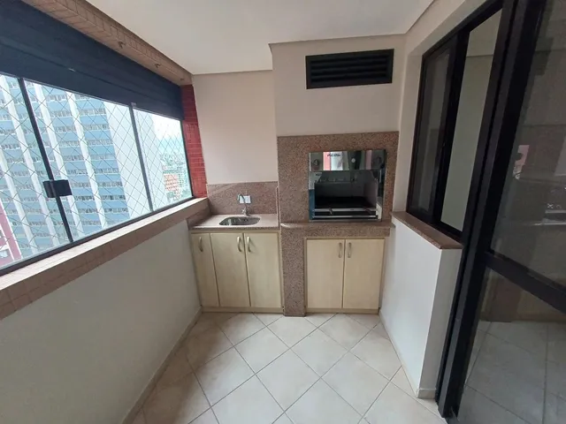 Imagem 9: Apartamento para Locação em Curitiba / PR no bairro Batel