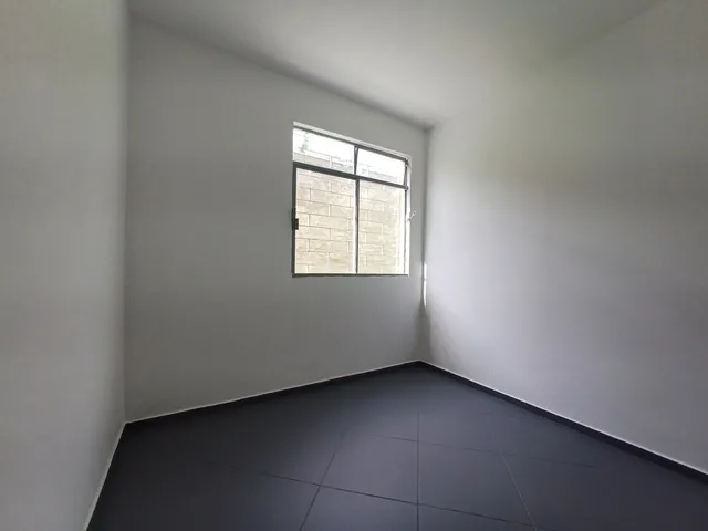 Imagem 8: Apartamento para Locação em Curitiba / PR no bairro Fazendinha