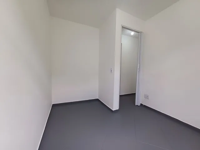 Imagem 3: Apartamento para Locação em Curitiba / PR no bairro Fazendinha