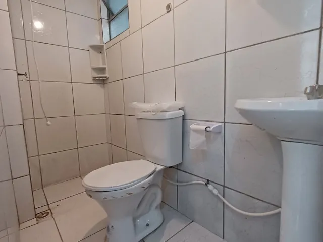 Imagem 6: Apartamento para Locação em Curitiba / PR no bairro Fazendinha
