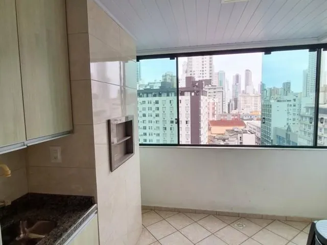 Imagem 5: Apartamento Quadra Mar para Venda em Balneário Camboriú / SC no bairro CENTRO